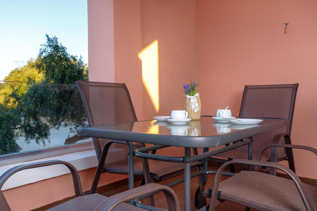 Georgioupoli Studio 2 With A Pool And Lake Views Luaran gambar
