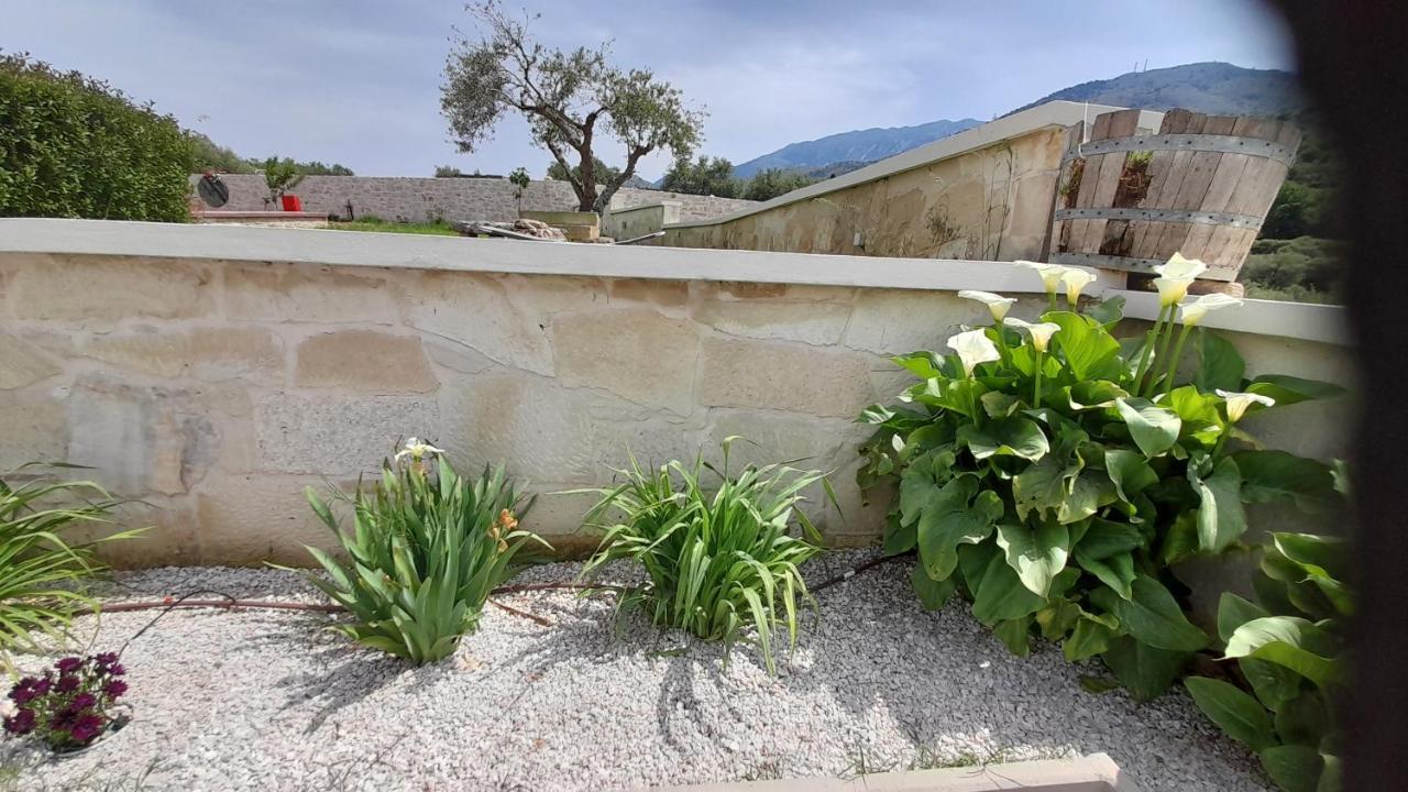 Georgioupoli Studio 2 With A Pool And Lake Views Luaran gambar